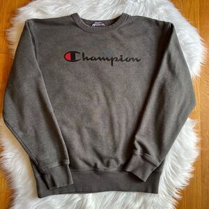 Women’s Champion Gray Sweatshirt Size Medium